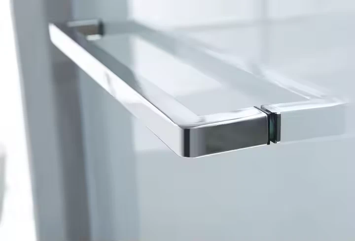 Modern Frameless Sliding Shower Room